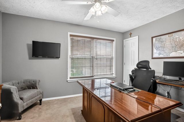307 N 38th Street, Nixa, MO 65714