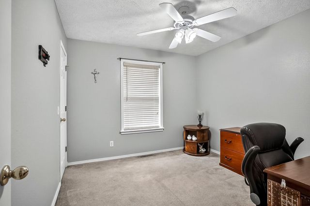 307 N 38th Street, Nixa, MO 65714