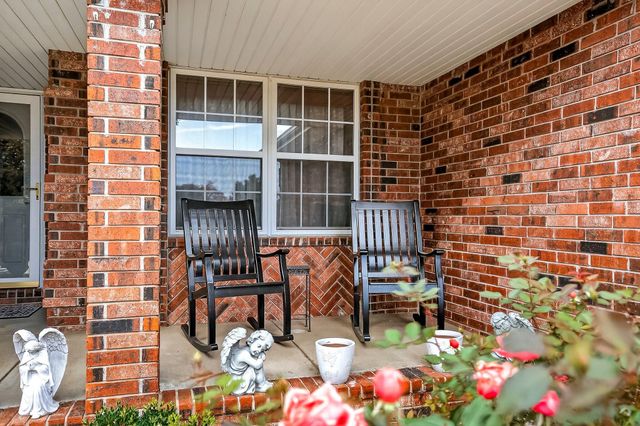 307 N 38th Street, Nixa, MO 65714