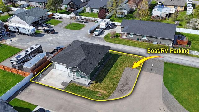 17803 E 3rd Ln, Spokane Valley, WA 99016