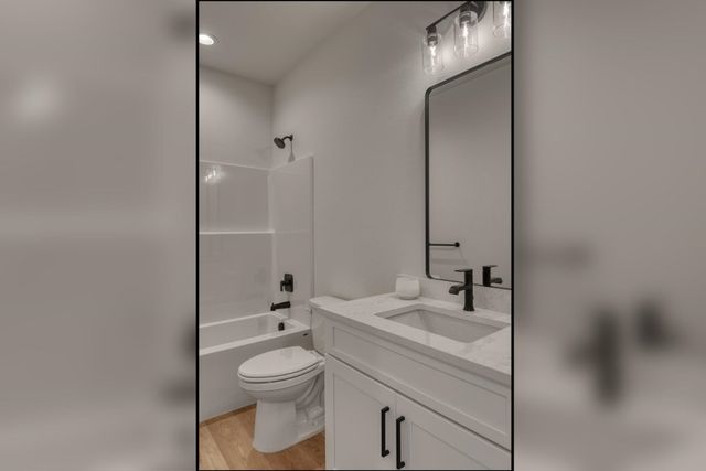 17803 E 3rd Ln, Spokane Valley, WA 99016