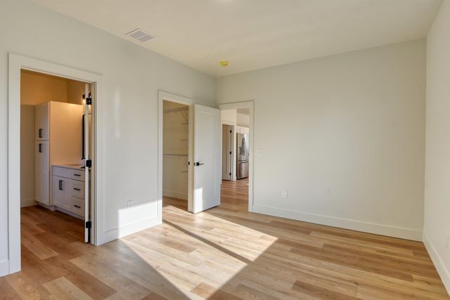 17803 E 3rd Ln, Spokane Valley, WA 99016