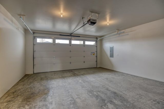 17803 E 3rd Ln, Spokane Valley, WA 99016