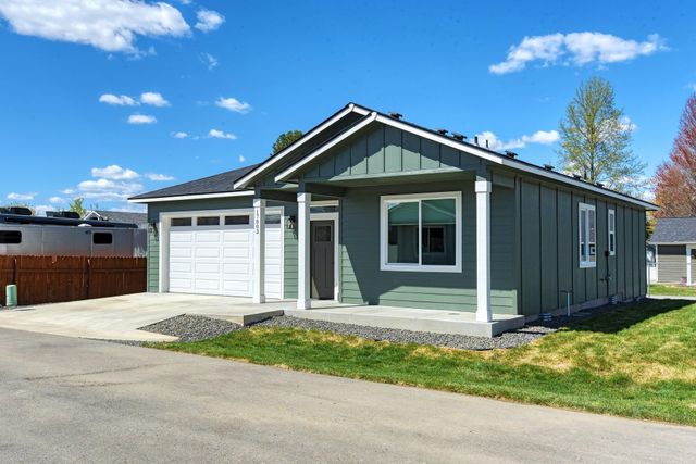 17803 E 3rd Ln, Spokane Valley, WA 99016
