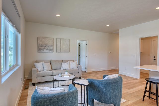 17803 E 3rd Ln, Spokane Valley, WA 99016