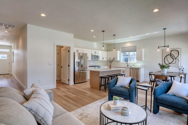 17803 E 3rd Ln, Spokane Valley, WA 99016