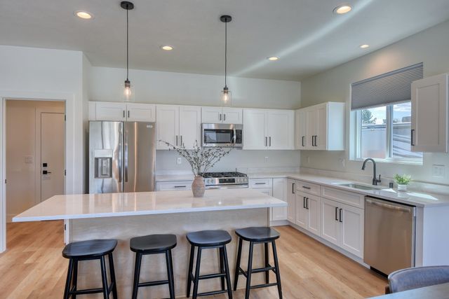 17803 E 3rd Ln, Spokane Valley, WA 99016