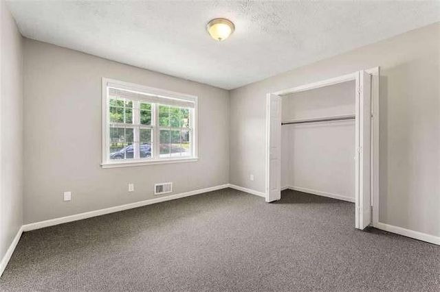 3027 Lakeridge SE Drive, Conyers, GA 30094