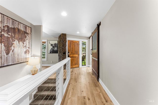 1200 N Beverly Dr, Eagle, ID 83616