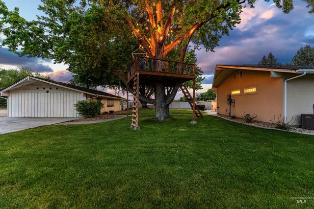 1200 N Beverly Dr, Eagle, ID 83616