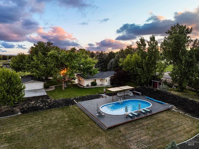 1200 N Beverly Dr, Eagle, ID 83616