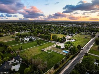 1200 N Beverly Dr, Eagle, ID 83616