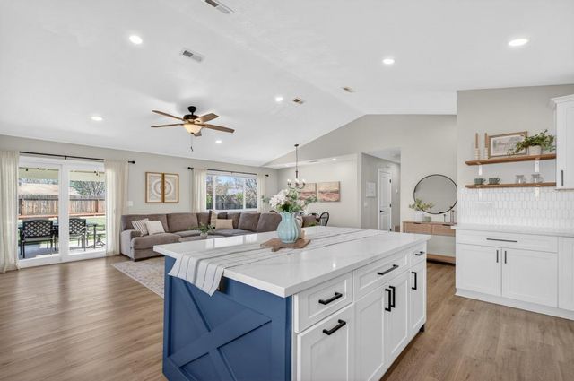 8356 Berman Walk Way, Citrus Heights, CA 95610