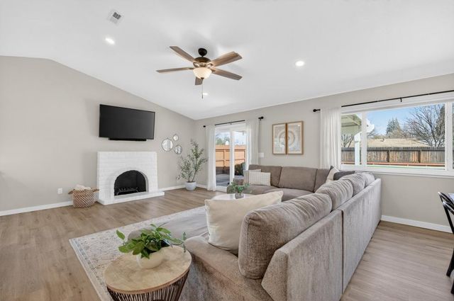 8356 Berman Walk Way, Citrus Heights, CA 95610