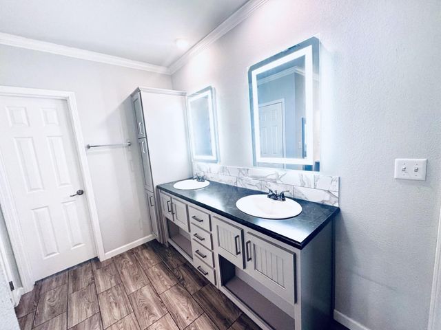 515 Fm 834 Road W, Hardin, TX 77575