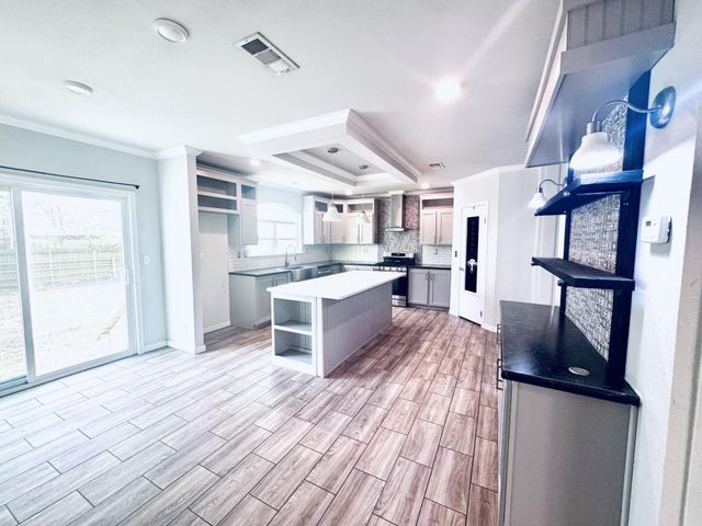 515 Fm 834 Road W, Hardin, TX 77575