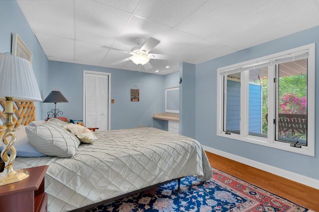 1576 Damron Rd, Estill Springs, TN 37330
