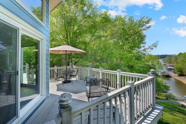 1576 Damron Rd, Estill Springs, TN 37330