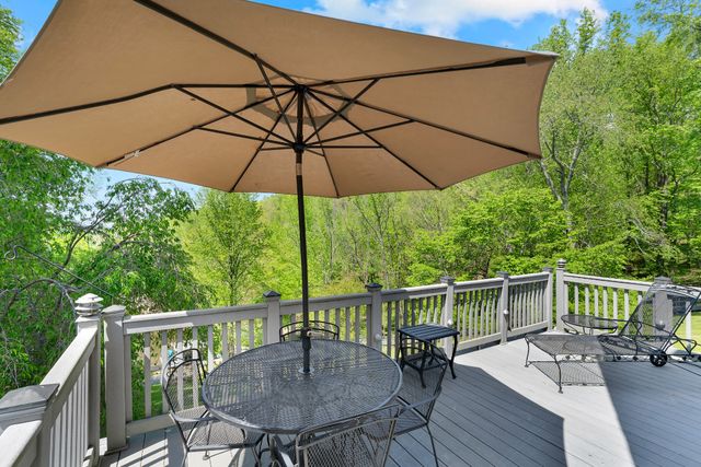 1576 Damron Rd, Estill Springs, TN 37330