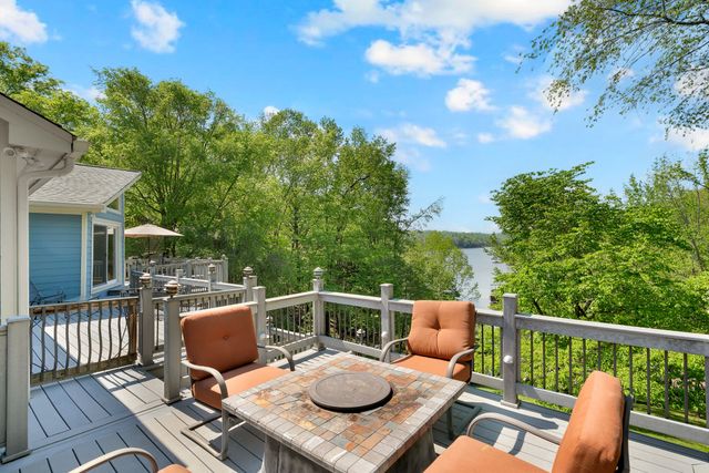 1576 Damron Rd, Estill Springs, TN 37330