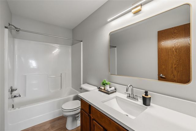 4812 NE Trilein Drive, Ankeny, IA 50021