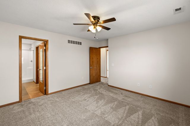 4812 NE Trilein Drive, Ankeny, IA 50021
