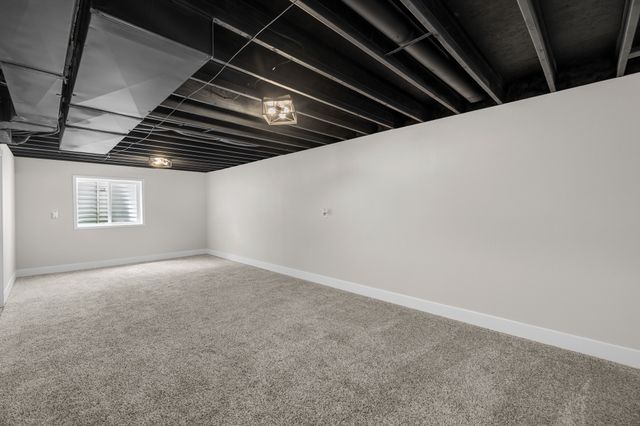 4812 NE Trilein Drive, Ankeny, IA 50021