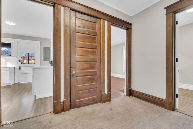 1840 N 8th Street, Terre Haute, IN 47804