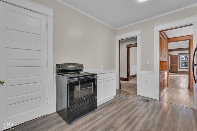 1840 N 8th Street, Terre Haute, IN 47804