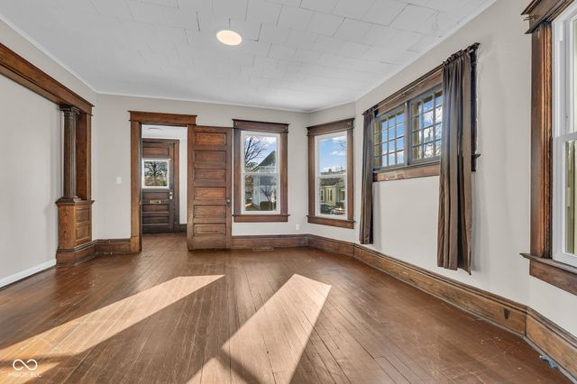 1840 N 8th Street, Terre Haute, IN 47804