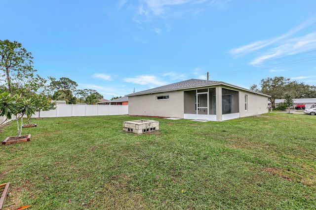 577 NW Floresta Drive, Port St. Lucie, Port St Lucie, FL 34983