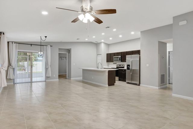 577 NW Floresta Drive, Port St. Lucie, Port St Lucie, FL 34983