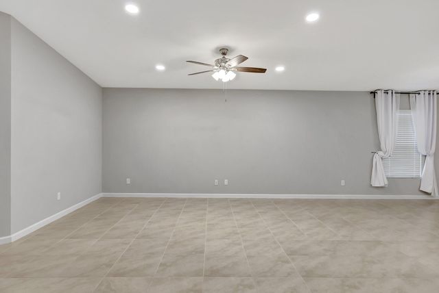 577 NW Floresta Drive, Port St. Lucie, Port St Lucie, FL 34983