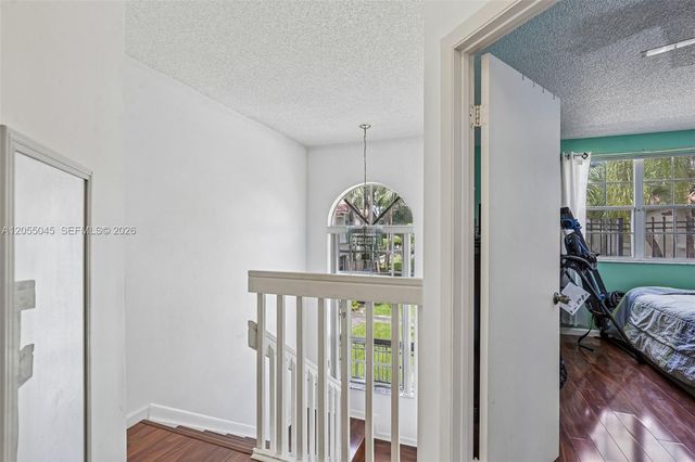 115 NW 108th Ave, Pembroke Pines, FL 33026