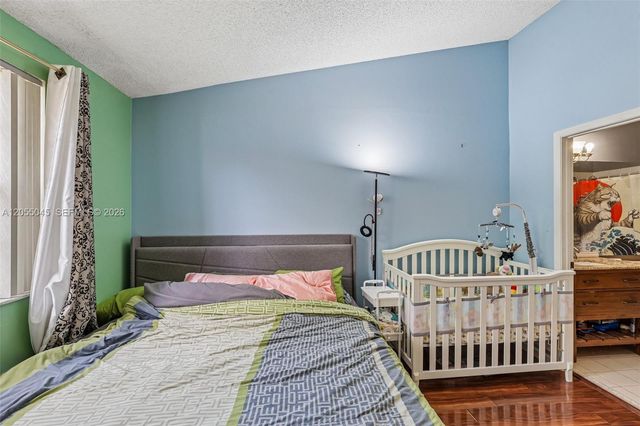 115 NW 108th Ave, Pembroke Pines, FL 33026