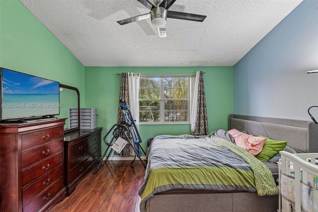 115 NW 108th Ave, Pembroke Pines, FL 33026