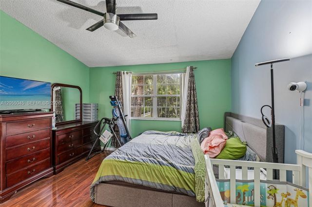 115 NW 108th Ave, Pembroke Pines, FL 33026