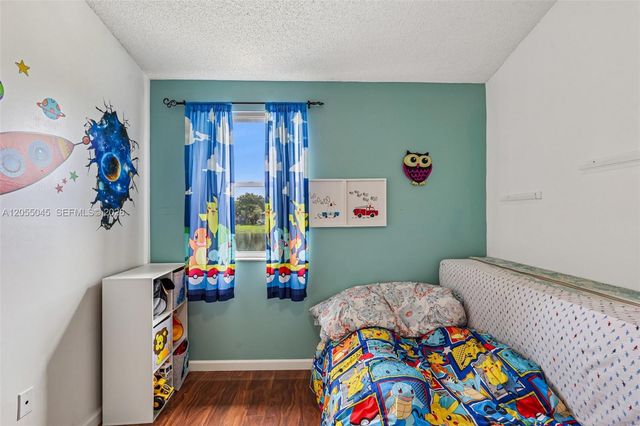 115 NW 108th Ave, Pembroke Pines, FL 33026