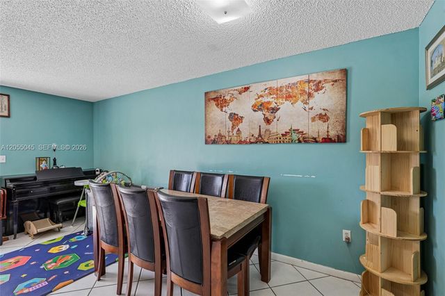 115 NW 108th Ave, Pembroke Pines, FL 33026