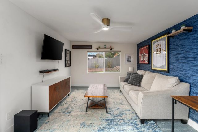 3451 Lockwood Dr, San Diego, CA 92123