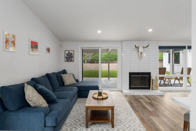 3451 Lockwood Dr, San Diego, CA 92123