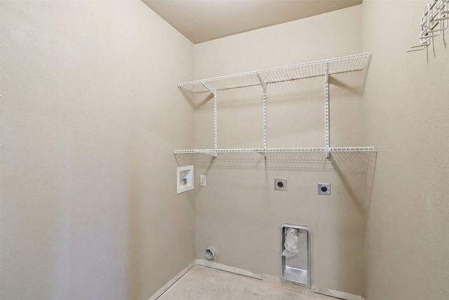 112 Spanish Trail, Weatherford, TX 76088