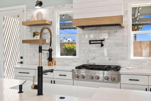 46240 La Mesa Street, Indio, CA 92201