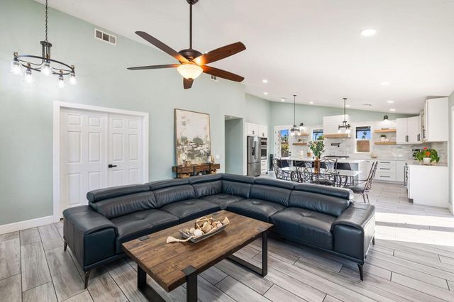 46240 La Mesa Street, Indio, CA 92201