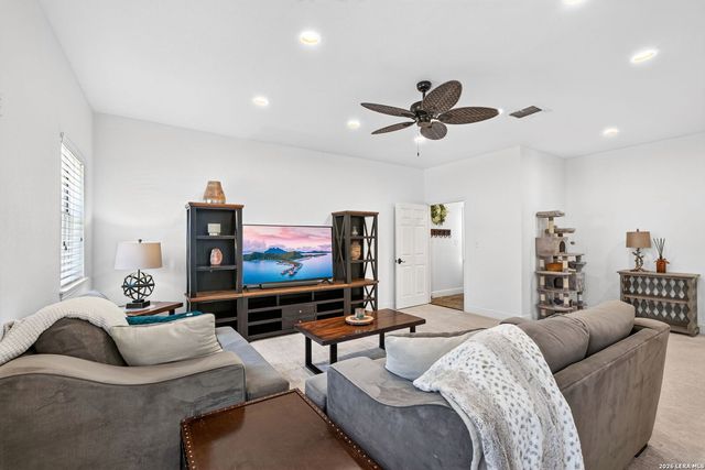 31463 PANTHER DR, Bulverde, TX 78163