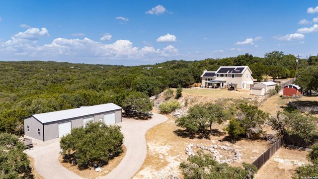 31463 PANTHER DR, Bulverde, TX 78163