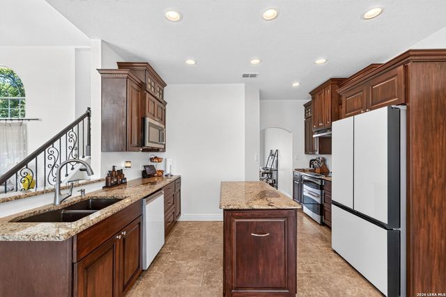 31463 PANTHER DR, Bulverde, TX 78163