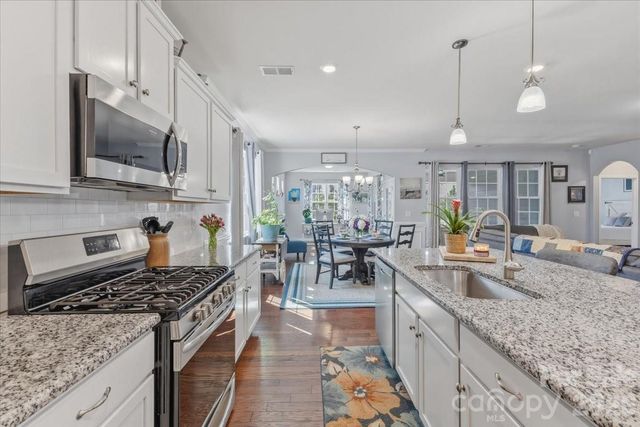 140 Picasso Trail, Mount Holly, NC 28120