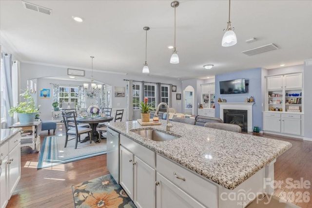 140 Picasso Trail, Mount Holly, NC 28120