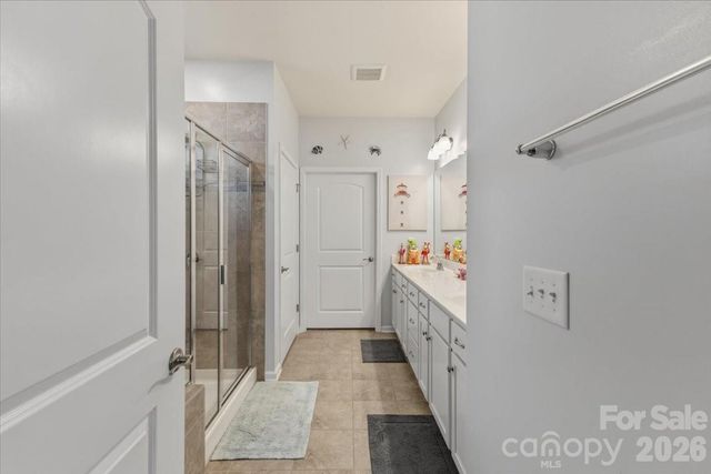 140 Picasso Trail, Mount Holly, NC 28120